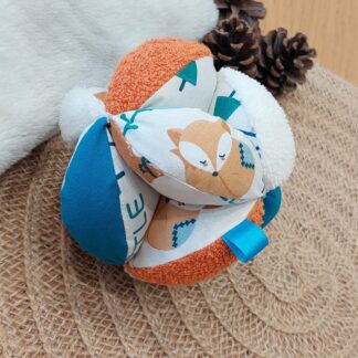 Créations couture - Vendée - BELcréas - fait main - personnalisable - bébé - naissance - balle montessori