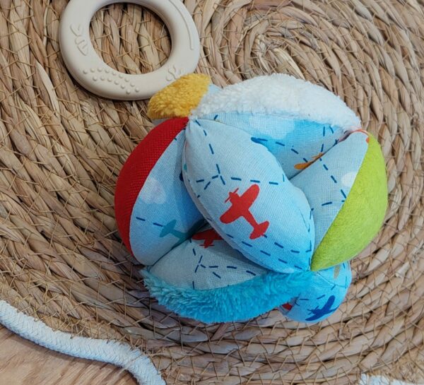Créations couture - Vendée - BELcréas - fait main - personnalisable - bébé - naissance - balle montessori