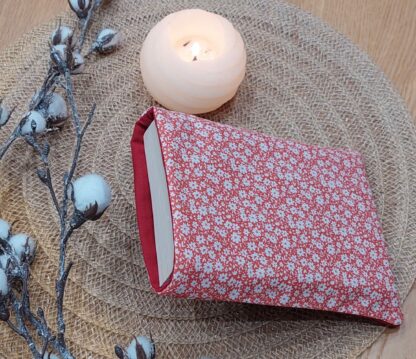 Créations couture - Vendée - BEL créas - fait main - personnalisable - cadeau - protège livres et liseuse - lecture