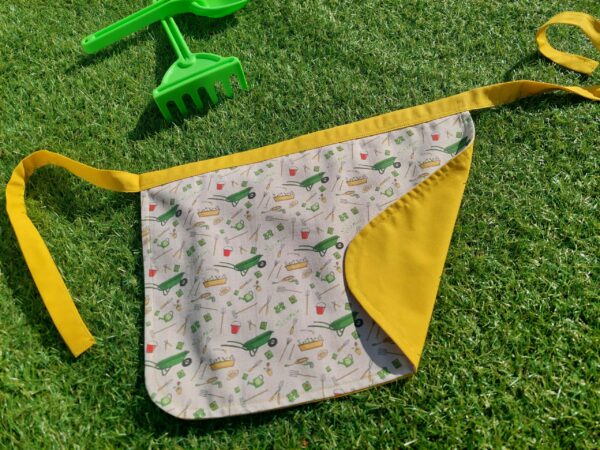 Créations couture - Vendée - BELcréas - fait main - personnalisable - bébé - naissance - tablier petit jardinier - jardinage