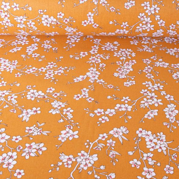 Fleurs d'amandier jaunes