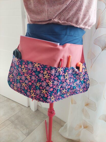 Tablier de maitresse / Atsem bleu, rose et fleuri