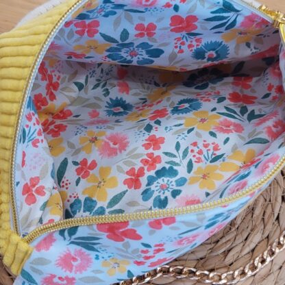 Sac banane fleurs et velours côtelé jaune – Image 5