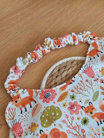 Bavoir maternelle - tissu renard et éponge nid d'abeille beige – Image 3