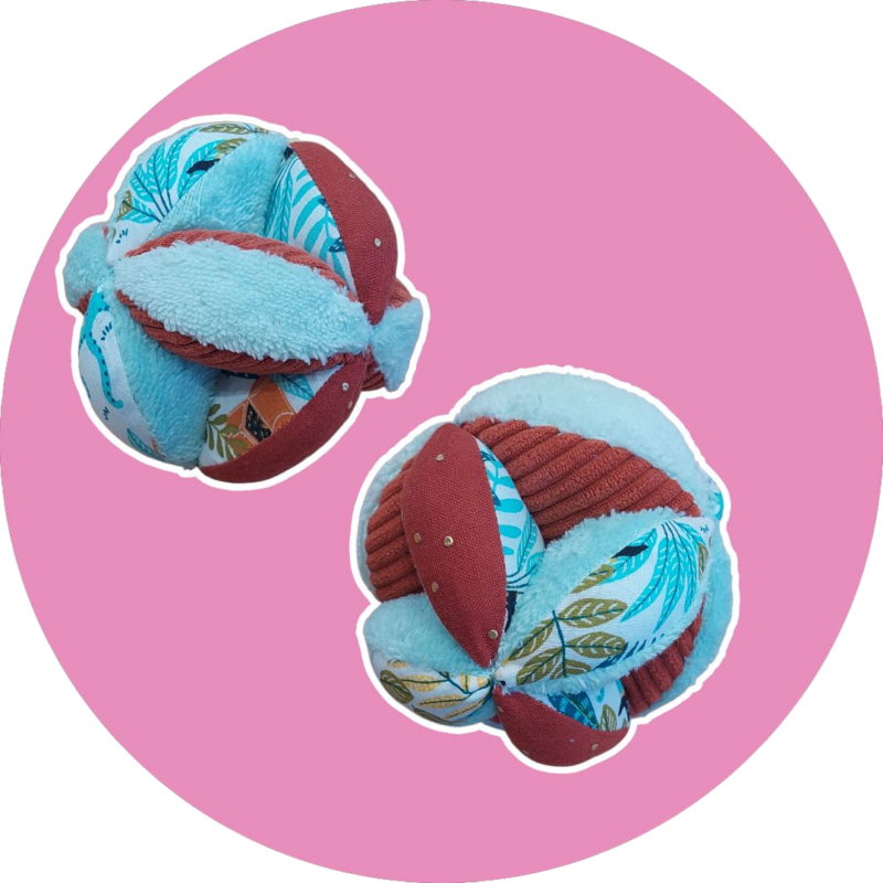 Balle Montessori sensorielle en tissu – Jouet d’éveil