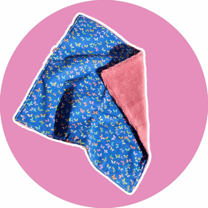 Serviette visage bleu / papillon - éponge bambou rose