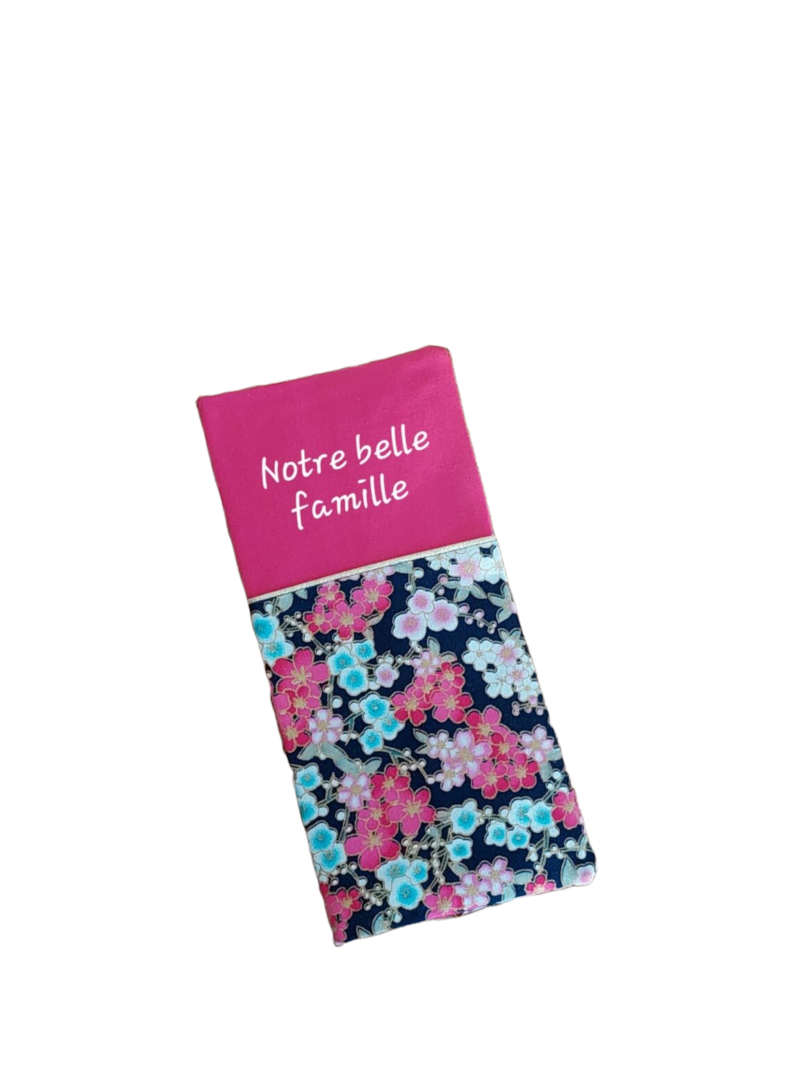 Protège livret de famille - rose et fleurs - personnalisable - expédition sous 24h