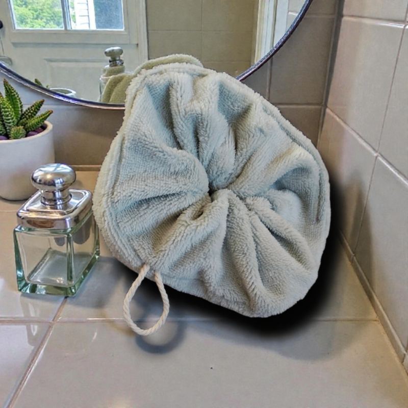 Fleur de douche bleu céladon - éponge bambou  - expédition sous 24h
