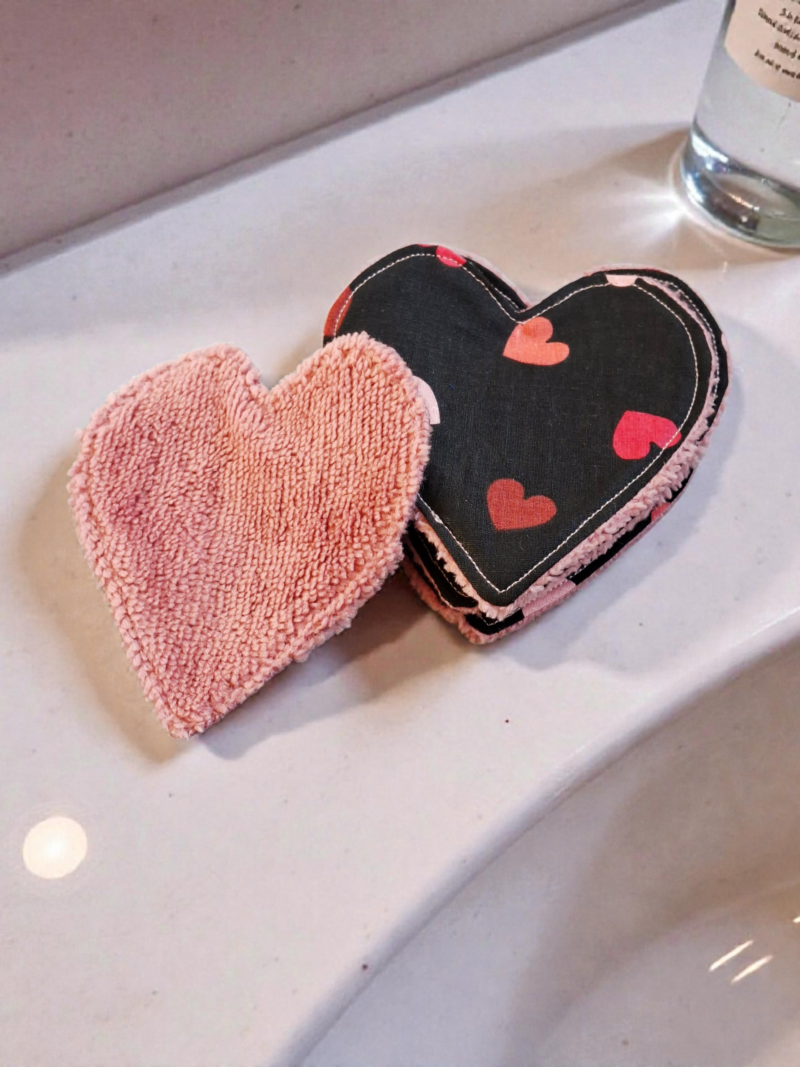 Lingettes démaquillantes lavables en forme de cœur - lot de 6
